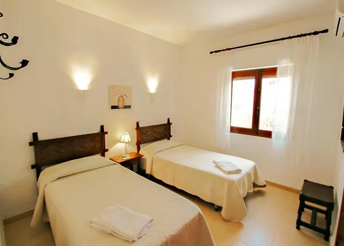 Tere - With Private Swimming Pool In